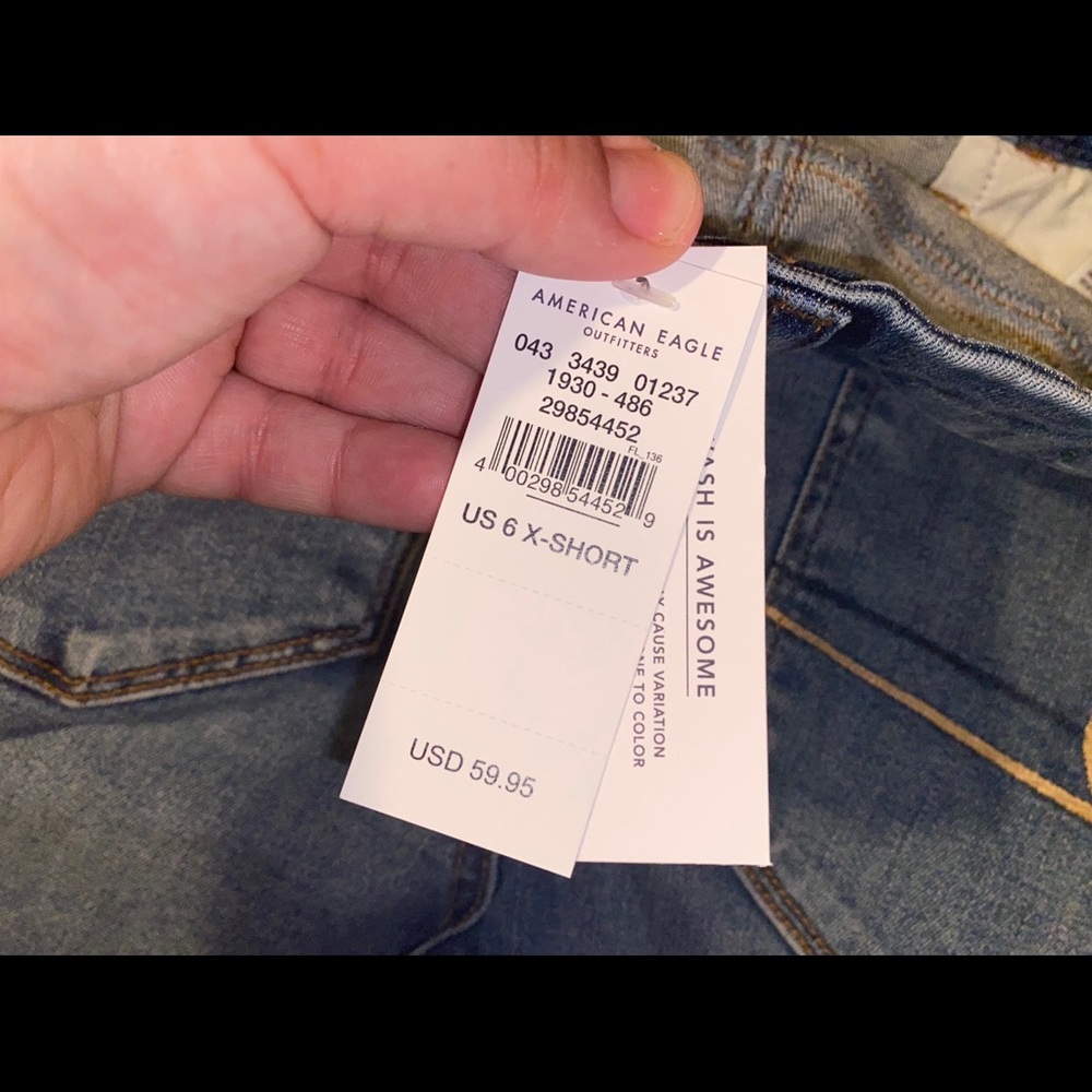 Brand new American Eagle jeans